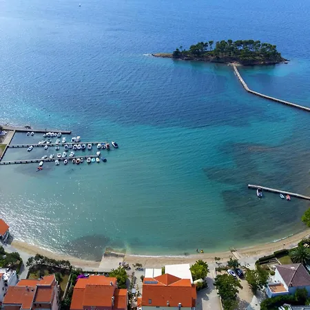 And By The Sea Rab - 12616 Banjol