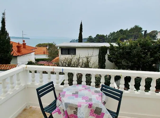 And By The Sea Rab - 12616 Casa de hóspedes Banjol